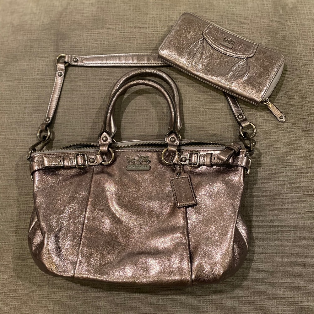 Coach Madison Lindsay Satchel w/ Zip Wallet
